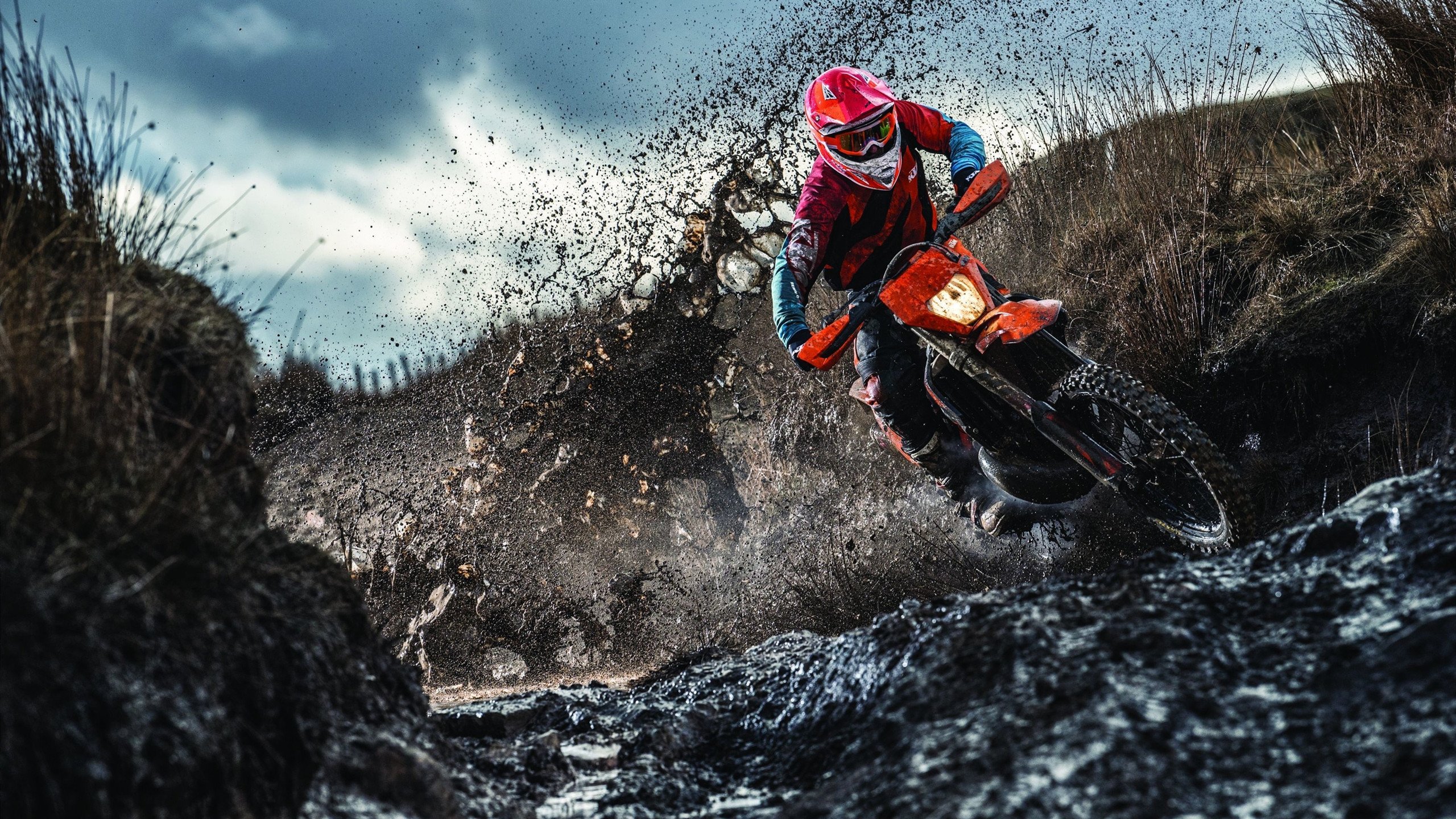 中超球队在主场氛围营造上下功夫引球迷称赞，中超各个球队的主场