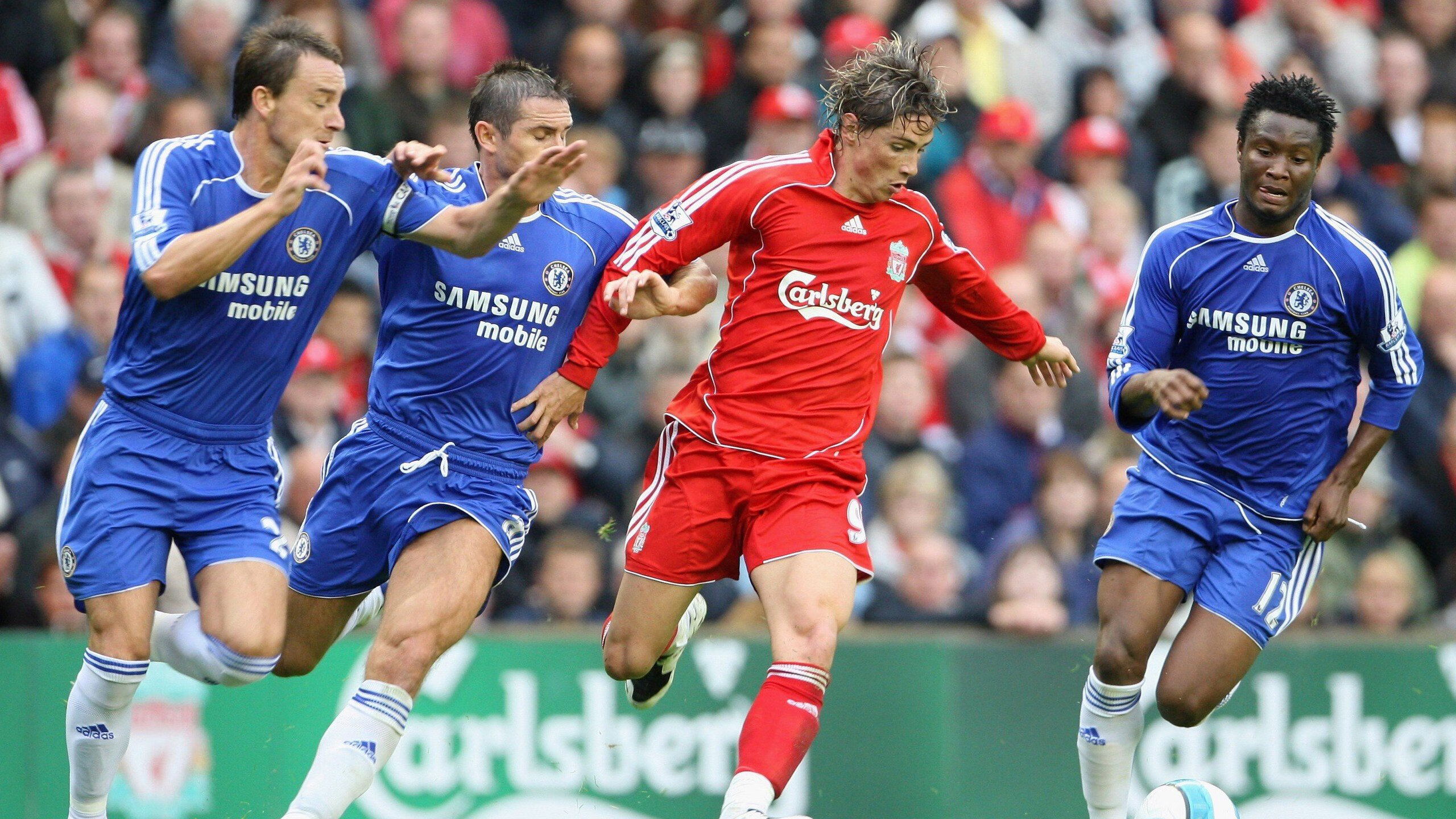 球队在防守端通过更好轮转减少对手空切机会,防守队员处于防守状态时